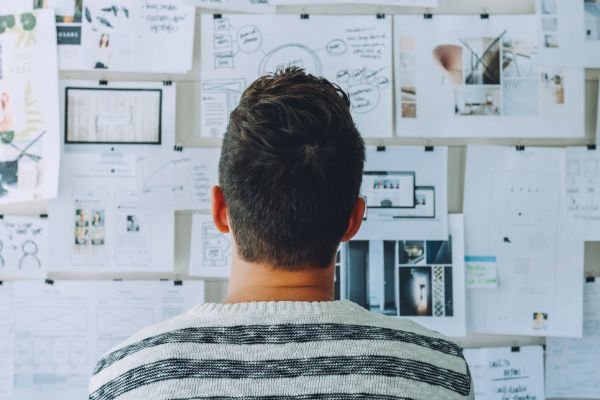 Condômino Inadimplente Pode Participar de Assembleia