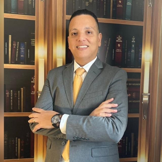 Gustavo Ferreira - Advogado e Fundador da Fesan Administradora